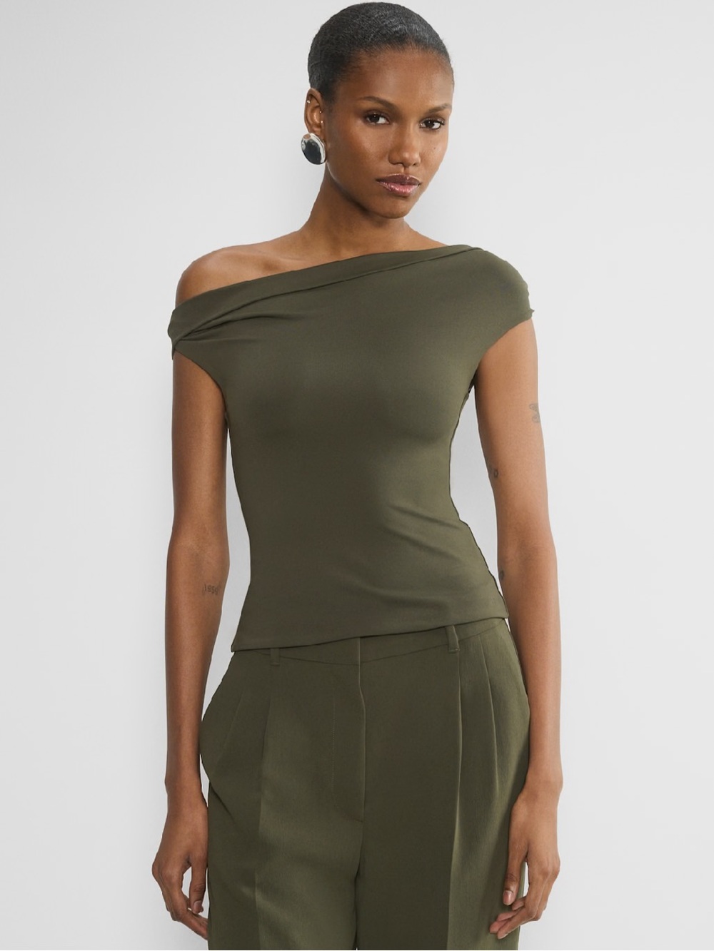 Aritzia Original Ravish Top L